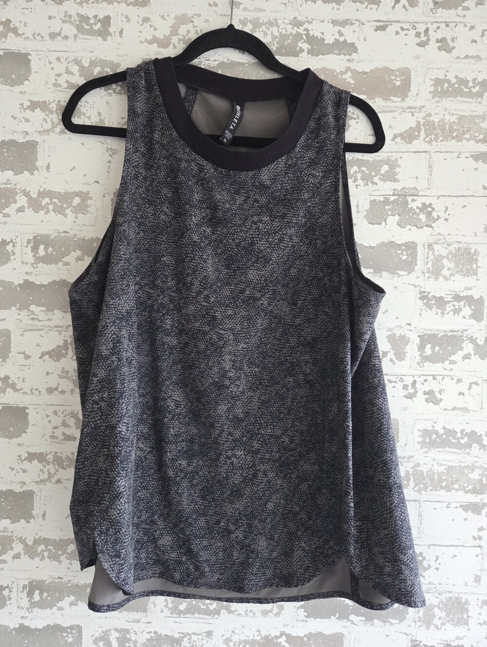 Athleta With Ease Tank XL Grey Textured Pattern Mesh Back Activewear Top